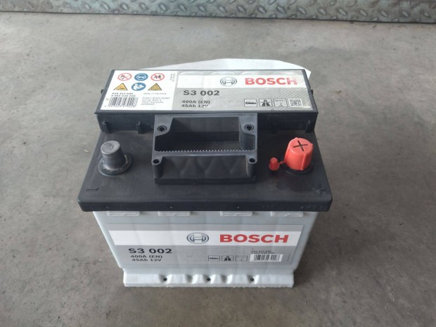 Bosch S3 45Ah eladó