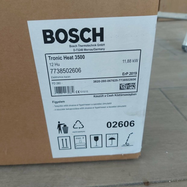 Bosch Tronic Heat 3500 12 kW Elektromos kazn (7738502606)