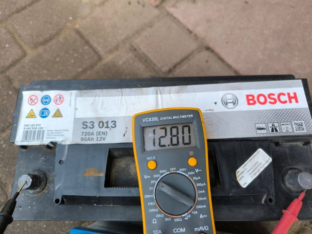 Bosch akksi hasznlt akkumultor 90Ah 720 A 12V elad