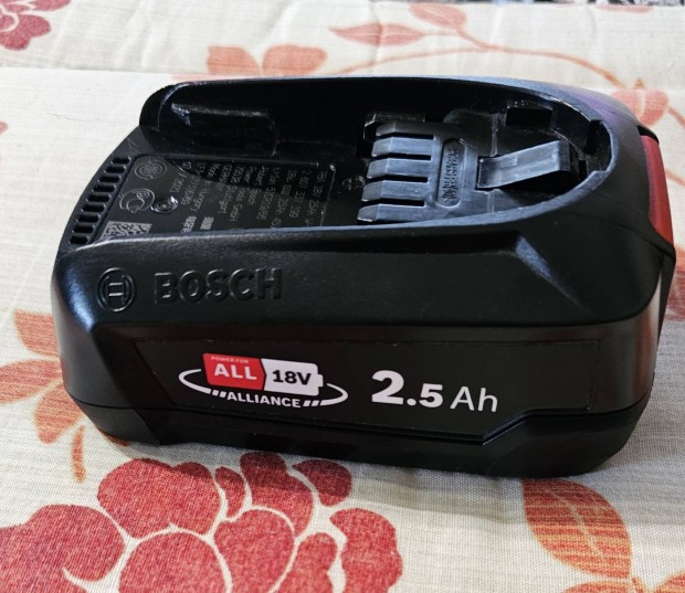 Bosch akkumultor 18v 2.5Ah, akku