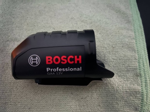 Bosch akkumulátor adapter 12v 5v