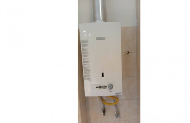 Bosch �tfoly�s ,k�m�nyes v�zmeleg�t� elad�