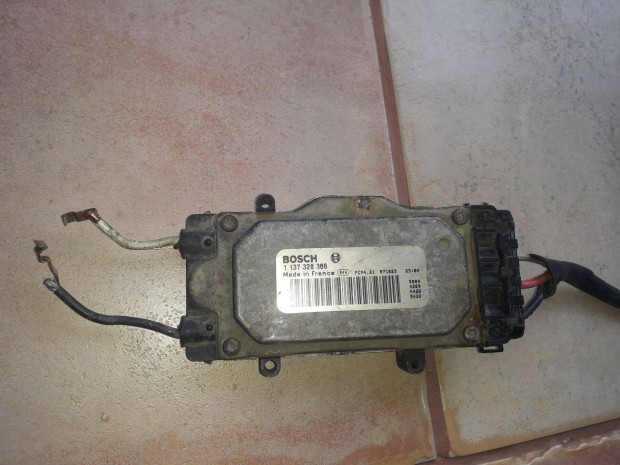 Bosch aut�h�t� elektronika (1 137 328 366) elad�