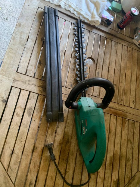 Bosch elektromos sövényvágó!