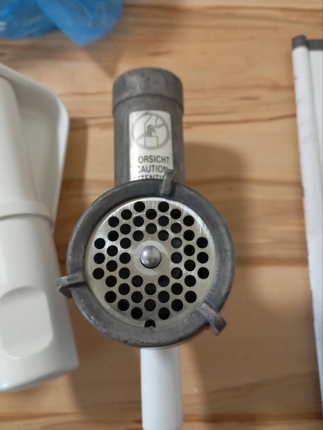 Bosch robotgéphez két db húsdaráló eladó