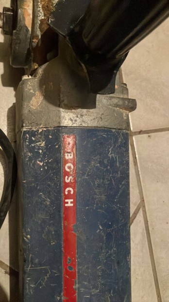 Bosch sarokcsiszoló hibás állapotban eladó javításra vagy alkatrésznek