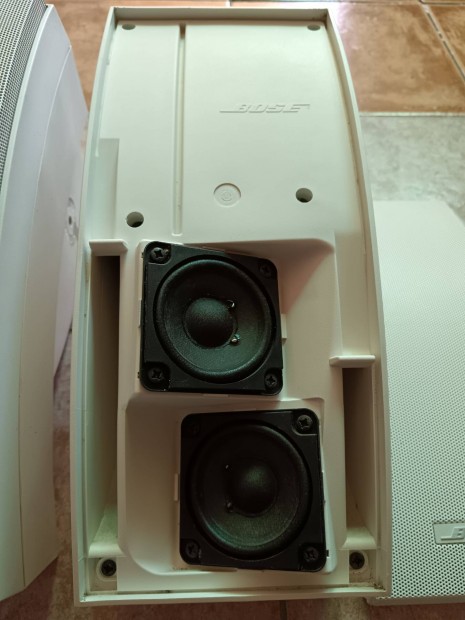 Bose 251 kltri,idjrsll s beltri hangfal pr