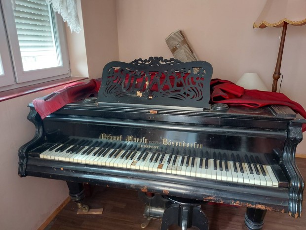 Bsendorfer (Dehmal Kroly, Budapest) zongora