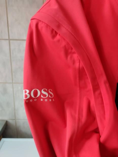 Boss softshell golf tszett s dzseki.