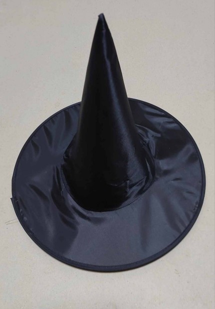 Boszorkny kalap jelmez kiegszt farsangra Fekete