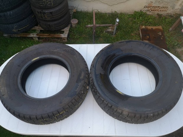 Boto BS66 215/75 r15 téli gumiabroncs 2db