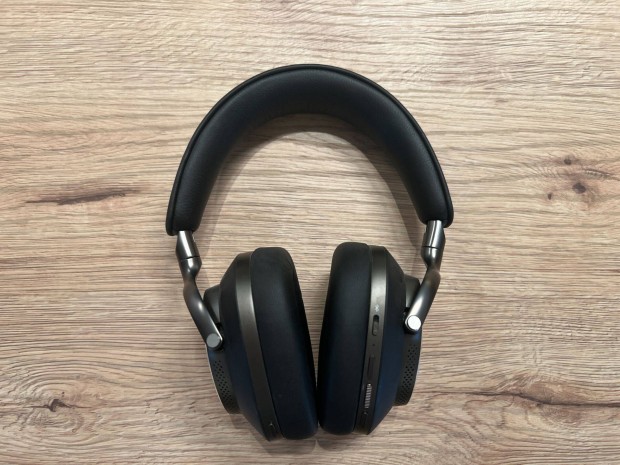 Bowers/Wilkins PX8 fejhallgató