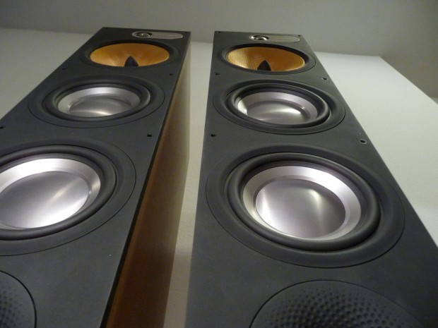 Bowers & Wilkins B & W 683 hangfal hangfalpr