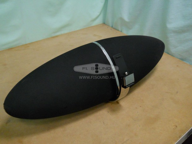 Bowers & Wilkins ZeppelinAir ,(1.) burkolati elem csatlakozókkal