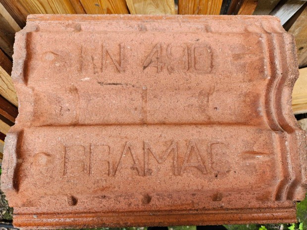 Bramac Alpesi vrsesbarna tetcserp