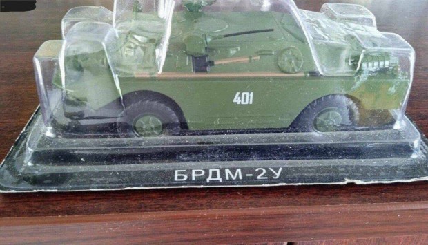 Brdm 2U (magyar FUG) kisauto modell 1/43 Elad