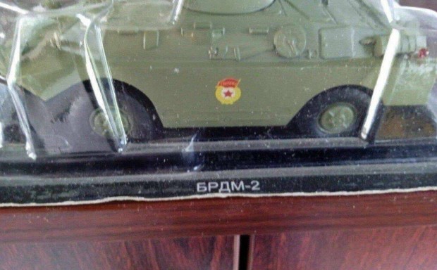 Brdm 2 (magyar PSzH) kisauto modell 1/43 Elad