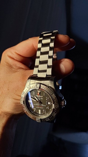 Breitling Avenger Seawolf - Full