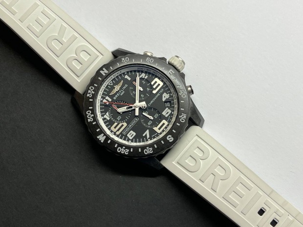 Breitling Endurance Pro fehr sznben 44 Lgsw