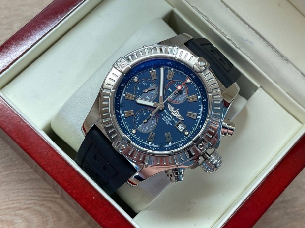 Breitling Super Avenger Chronograph kk szmlappal 48 Lgsw