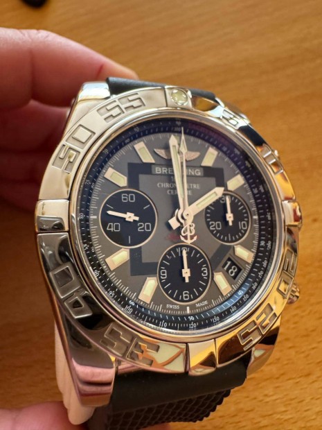 Breitling ferfi karra