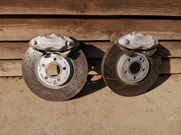 Brembo 4 dugattys nagy fk Mercedes E 500 w212