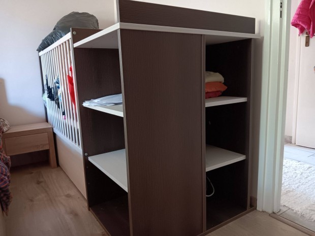 Brendon babaágy sürgősen eladó