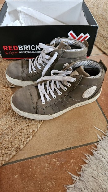 Brick női munkavédelmi cipő