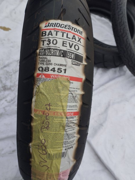 Bridgeston 120 / 60 ZR 17 M/C els� gumi