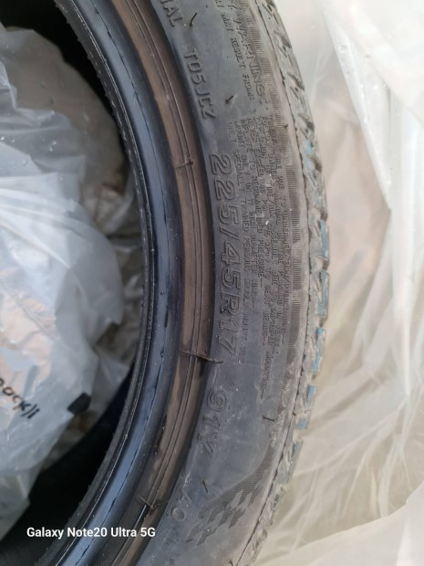 Bridgeston Gumi 225/45R17 91Y