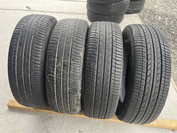 Bridgestone 175 65 R15 nyárigumi 4db