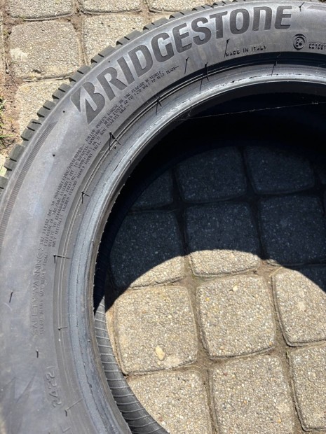 Bridgestone 205/55/17 téli gumi