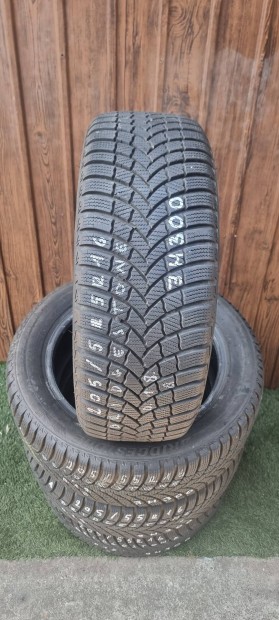 Bridgestone 205/55 R16 8mm 2018-as Tli Gumiabroncs 4db #300