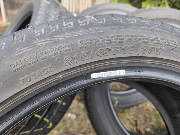Bridgestone 215/45 R18 ny�ri gumi
