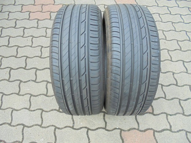Bridgestone 215/50 R 18-as nyári gumi pár 2022-es eladó