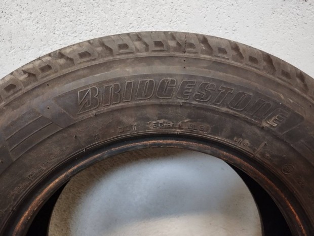 Bridgestone 215/70 R15 C Duravis nyri gumi gartntra
