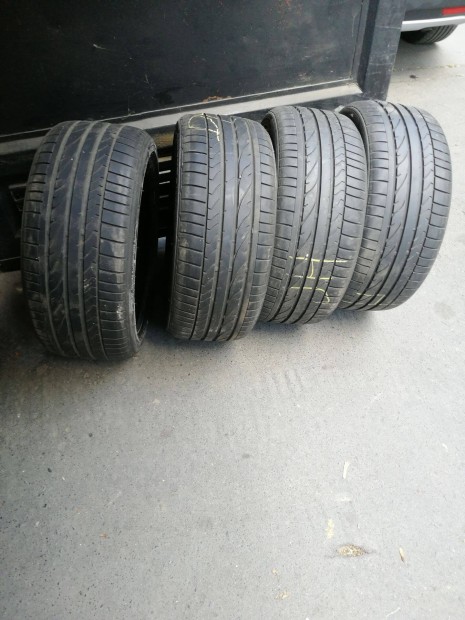 Bridgestone 225/40 R18 nyárigumi szett eladó