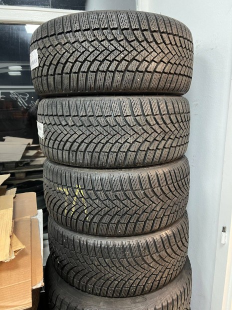 Bridgestone 225/40r18 225/40 r18 tli gumi jszer