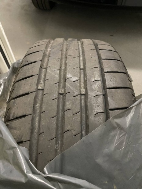 Bridgestone 225/50 r17 nyri gumi 2023