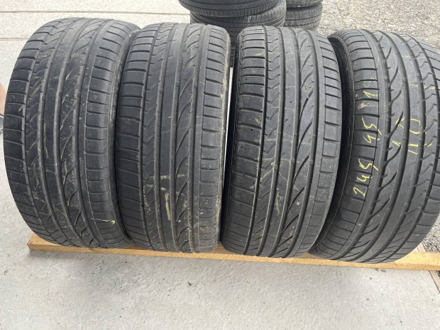 Bridgestone 245 45 R18 nyárigumi 4db