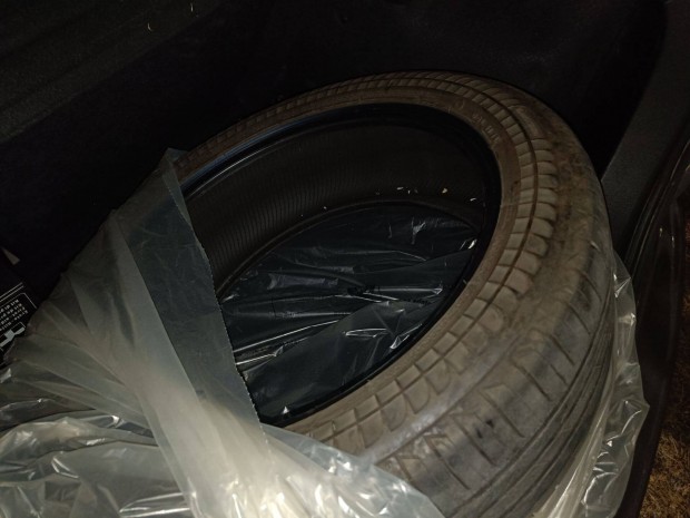Bridgestone Alenza 001 235/50 r20