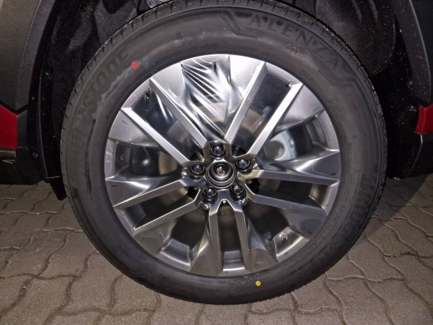 Bridgestone Alenza 001 235/55 R19 j nyri gumiszett