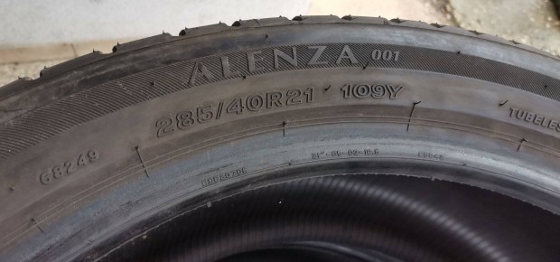 Bridgestone Alenza 001 285/40 R21 nyri gumiszett elad!