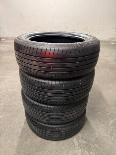 Bridgestone Alenza 001 ny�ri gumi, 235/55 R19, keveset futott,