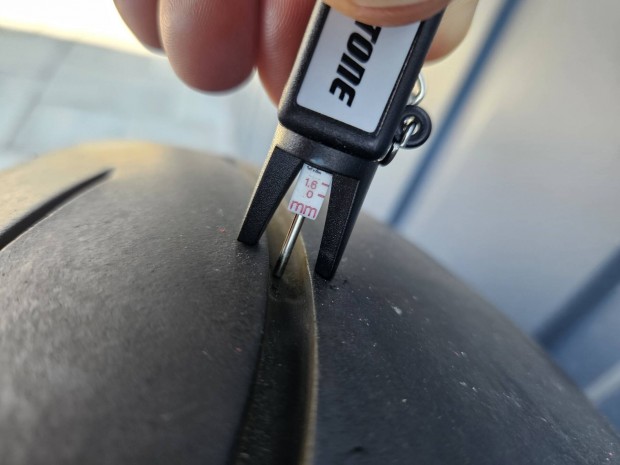 Bridgestone Battlax Hypersport S21 180/55 ZR17 73W