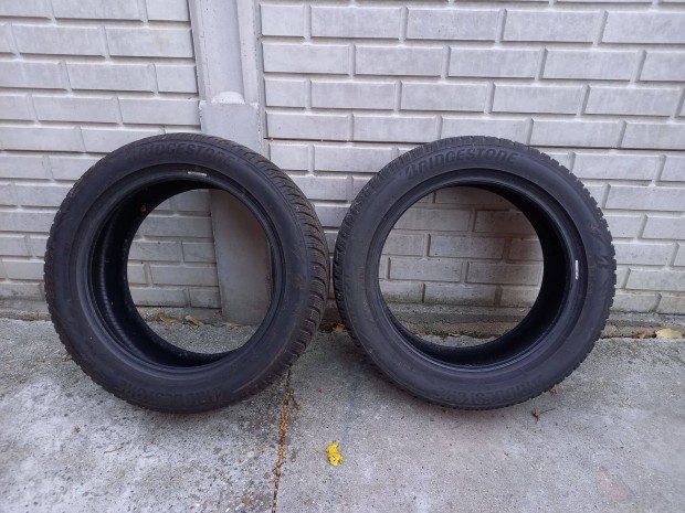 Bridgestone Blizzak 225/50/17 téligumi 2db