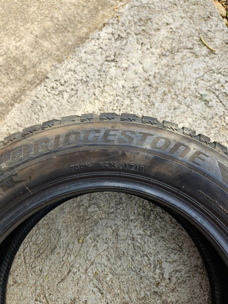 Bridgestone Blizzak LM001 195/65 R15 91T Tli gumi szett