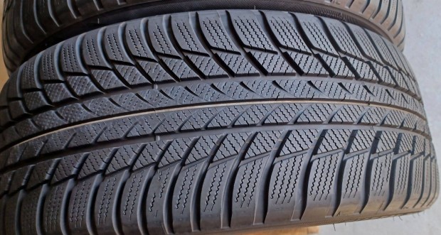 Bridgestone Blizzak LM001 225/45 R18 tli gumik 4db