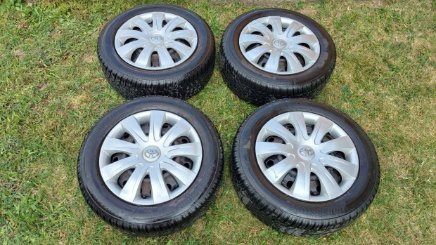 Bridgestone Blizzak LM005 195/60R15 +gyári Toyota 4x100 acélfelni