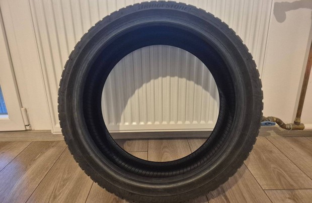 Bridgestone Blizzak LM005 205/40 R17 84V tli gumi (4 db)